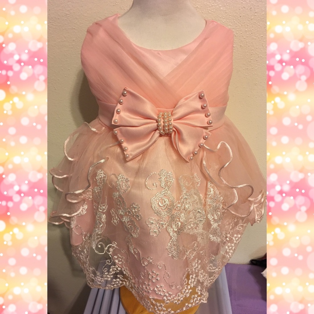 Beautiful Lace Party Dress size 0-3 months NWT